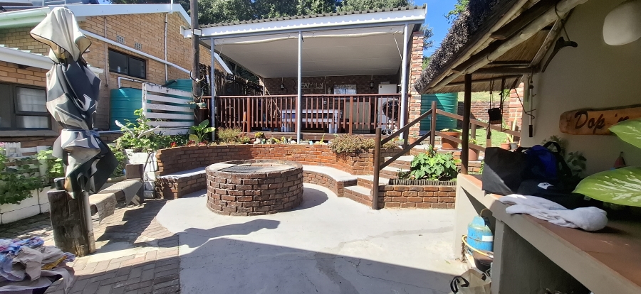 2 Bedroom Property for Sale in Queensberry Bay Eastern Cape